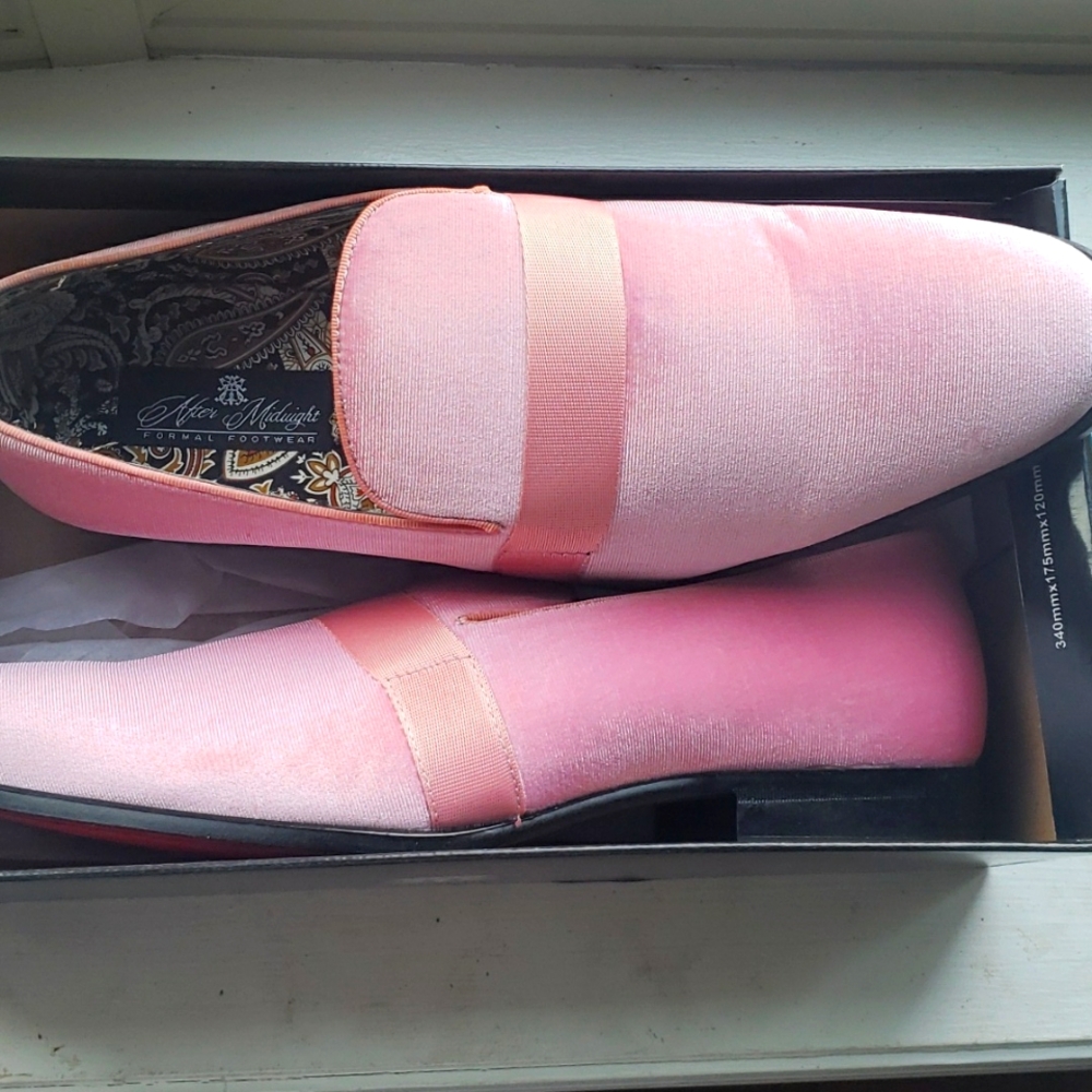 Men's Pink Velvet Shoes